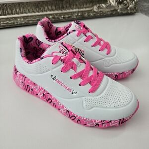 Skechers Street x JGoldcrown: Uno Lite: Lovely Luv Sneaker. Size 4. New.